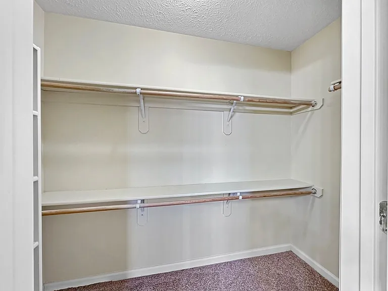 19362 Chelsey Dr — Photo 18
