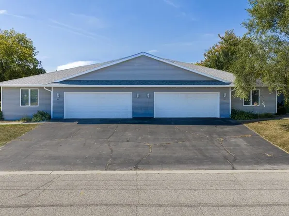 919/923 S Fulton Ave, Sturgeon Bay, WI 54235