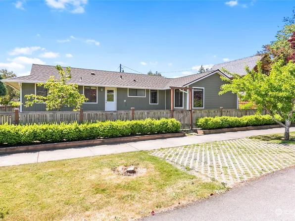 2431 Jaeger Street, Bellingham, WA 98225