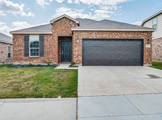 9121 Redshire Ln, Fort Worth, TX 76131