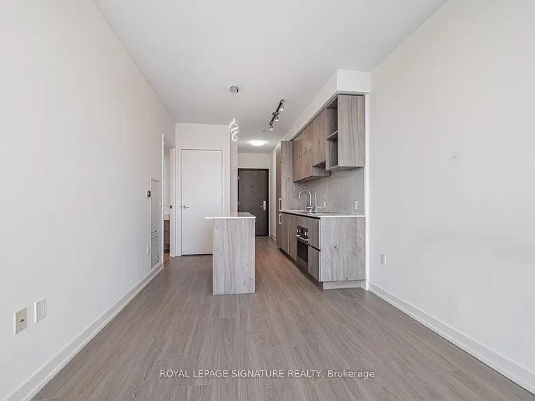 1 Yorkville Ave #3203 — Photo 5