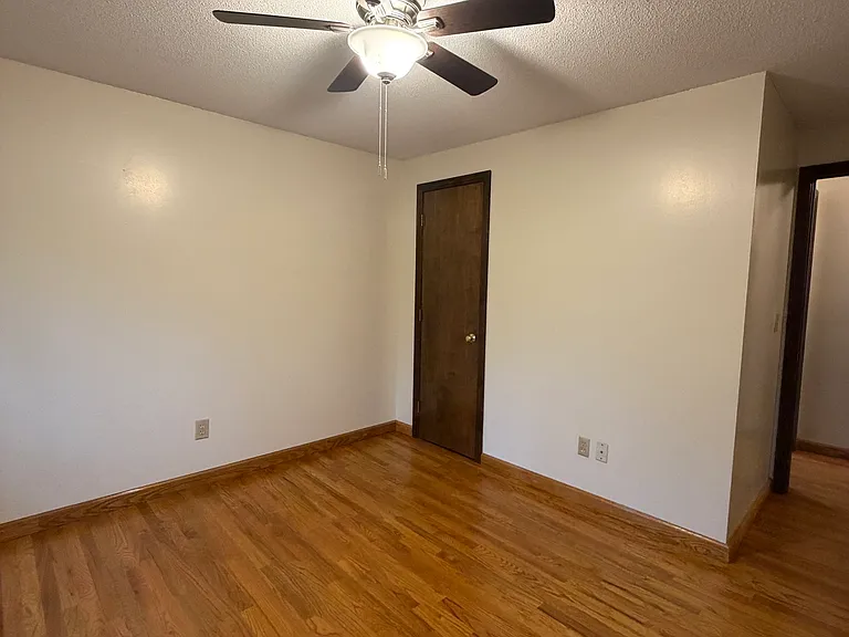 8 Brook Ln #2 — Photo 9