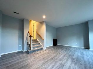 787 Vestal St, Woodbridge, VA 22191