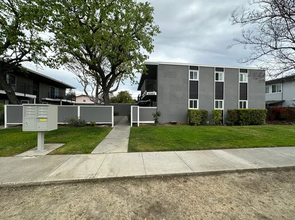 10192 Park Cir W APT 1, Cupertino, CA 95014