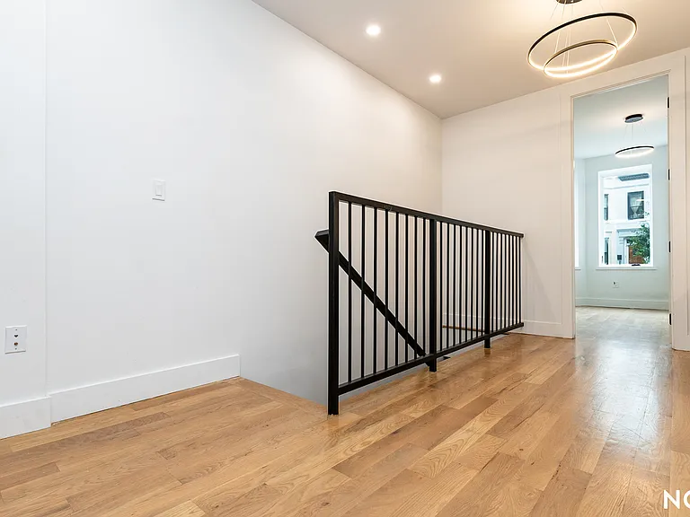 156 Martense St #1G — Photo 4