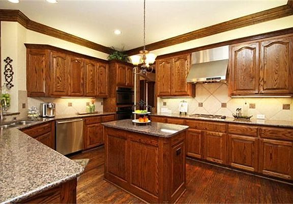 2nd image of 4109 Glenbrook Dr