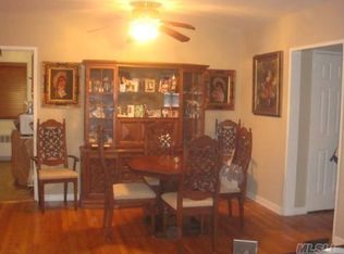 15540 81st St, Howard Beach, NY 11414