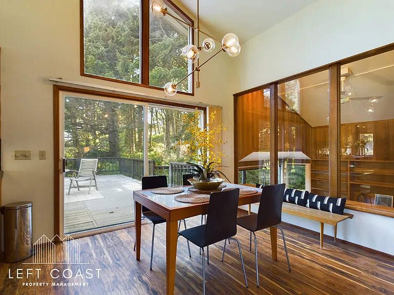 132 Salishan Dr — Photo 30