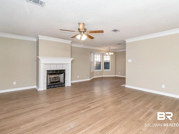 3rd image of 6482 Cedar Bend Ct