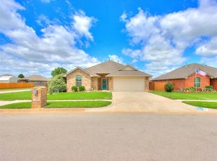 11117 SW 39th Ct, Mustang, OK 73064
