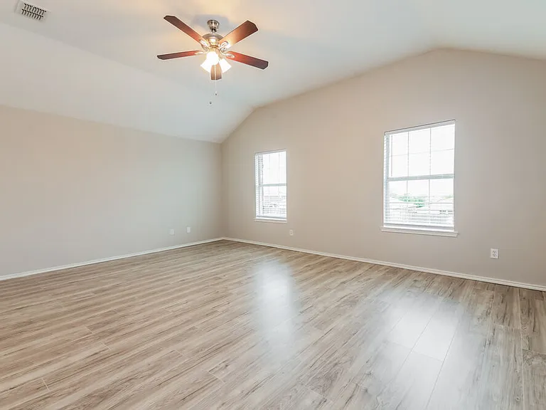 2026 Gardenia Dr — Photo 10