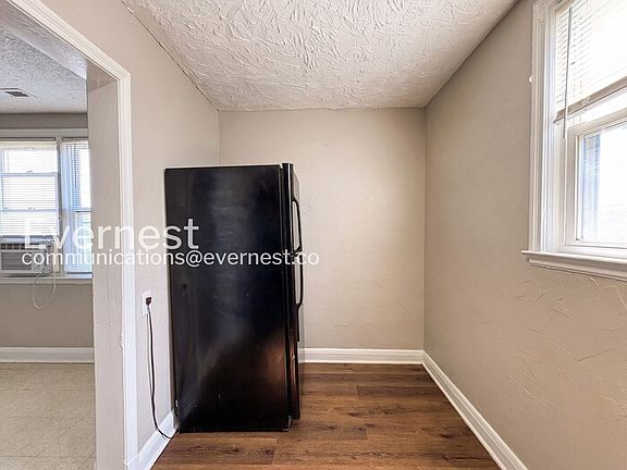 4th image of 1049 E Patapsco Ave #C