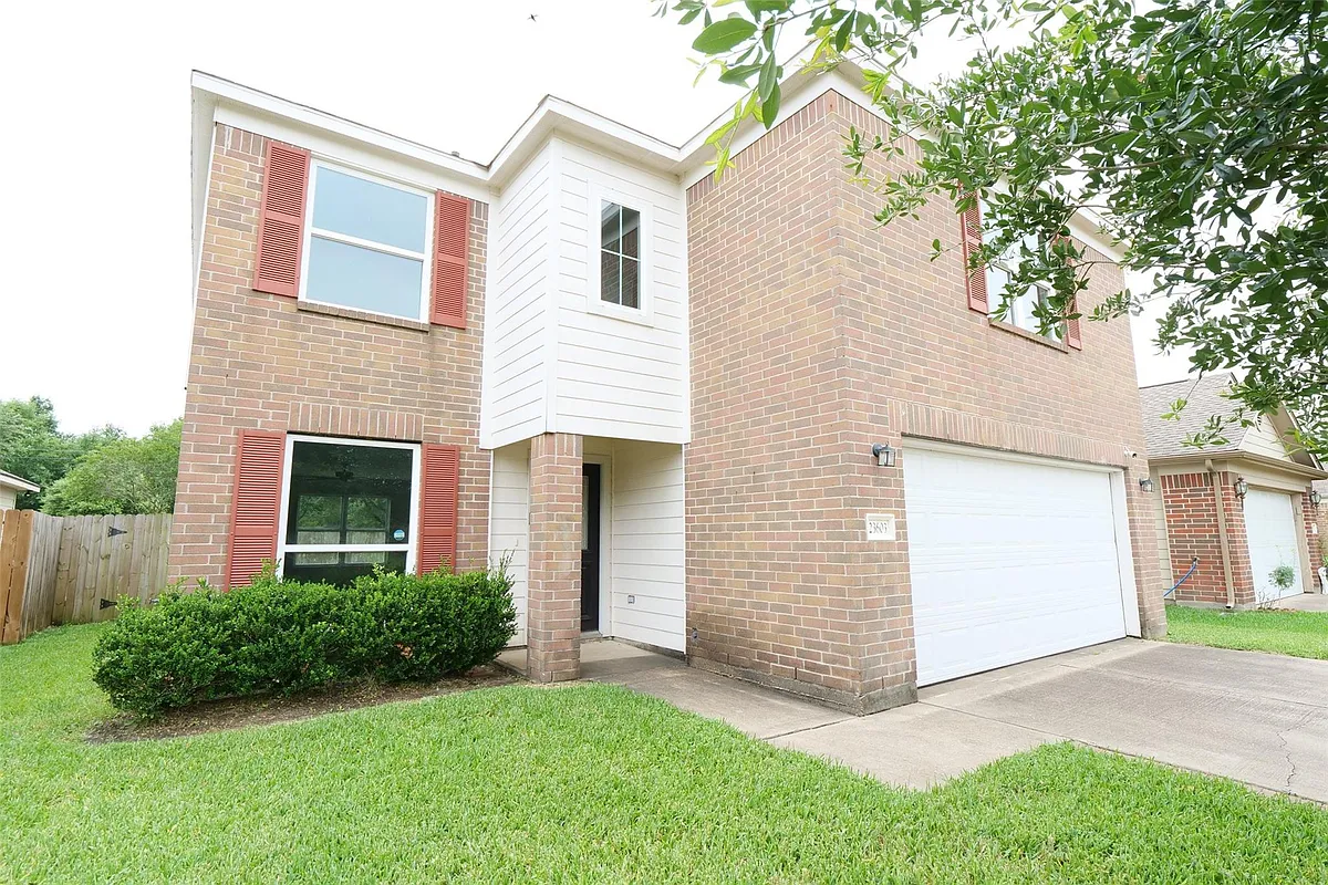 Building Photo - 23603 Legacy Oak St