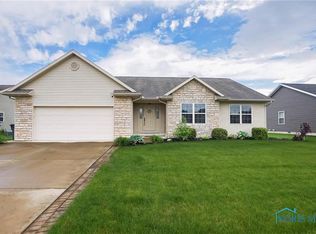 341 Carlee Ln, Findlay, OH 45840