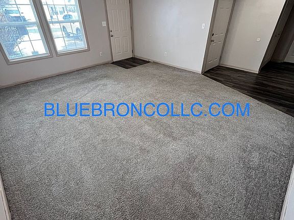 3rd image of 718 Meadow Ln Unit B