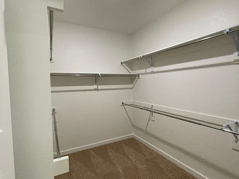 1101 Mahogany Dr — Photo 21
