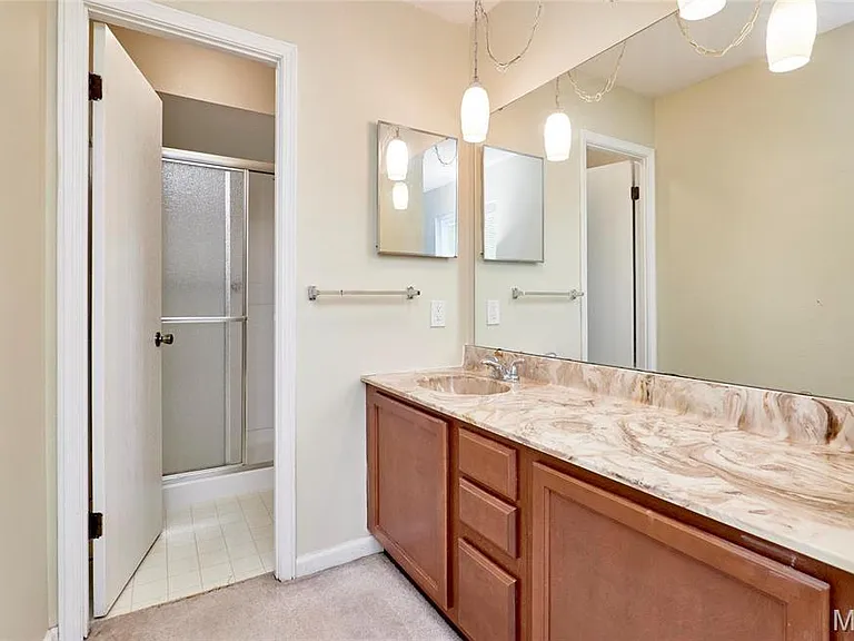 241 Valleyoak Ct — Photo 29