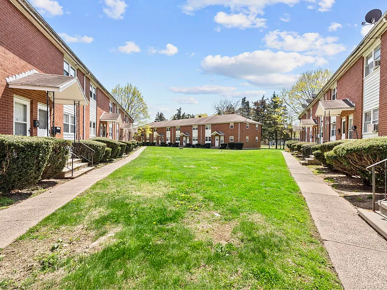 75 Saltonstall Pkwy #21 — Photo 3