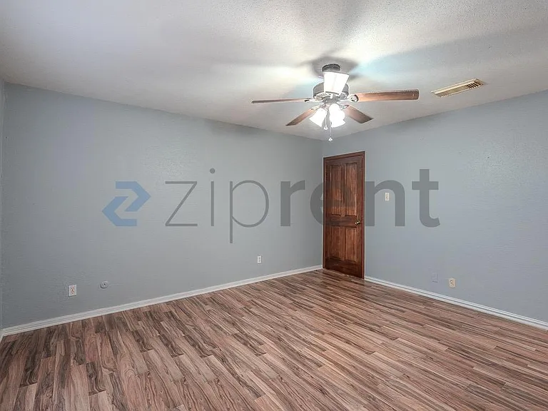 14515 Wunderlich Dr #403 — Photo 21