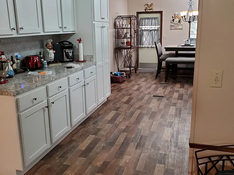 111 White Oaks Trl — Photo 3