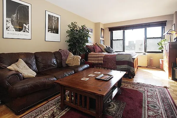 Sold by Nest Seekers International | media 14