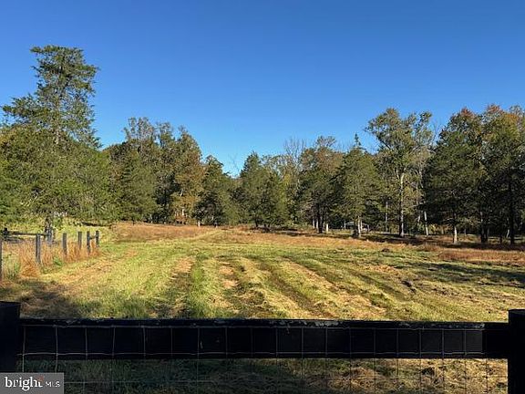 4th image of 97 McCauley Acres Rd