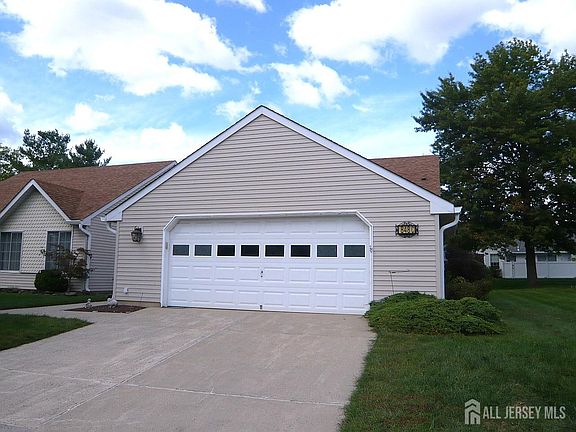 2nd image of 848 Sewell Rd