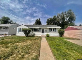 2758 S Coffman Ave, Casper, WY 82604
