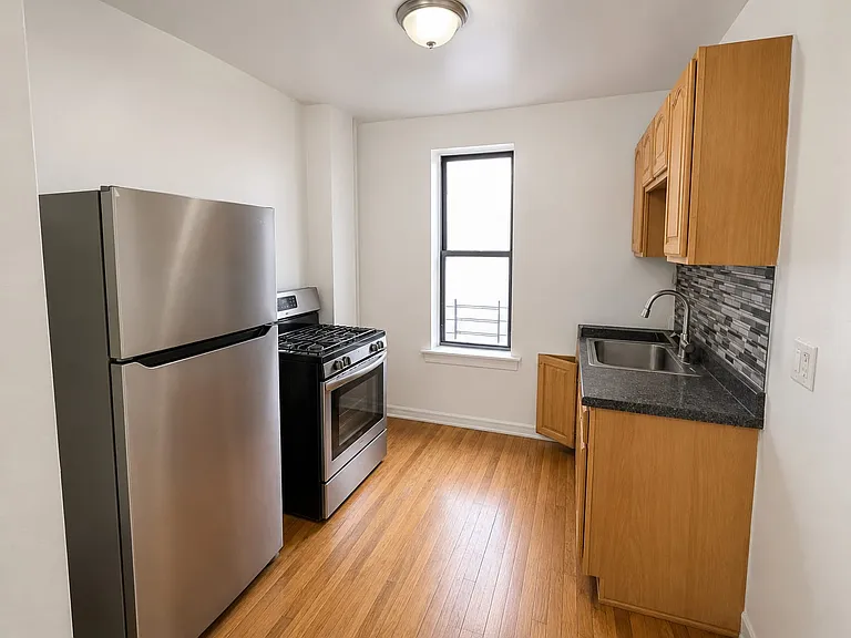 2027 Pacific St #7F — Photo 5