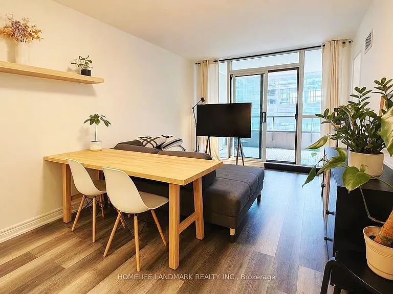 23 Hollywood Ave #711 — Photo 13