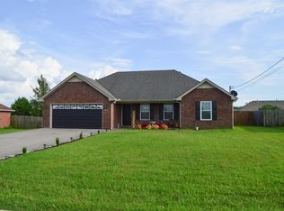 8018 Valencia Dr, Smyrna, TN 37167