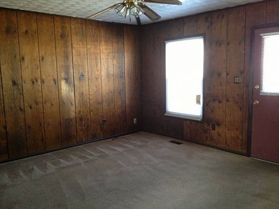 4th image of 9861 Dunraven Dr