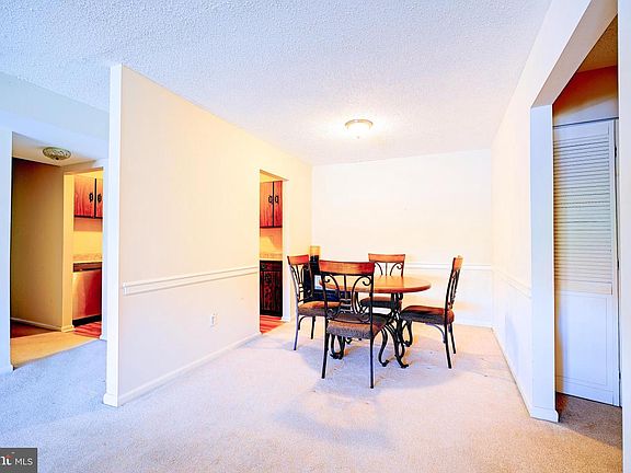 4th image of 143 Riversedge Dr #143