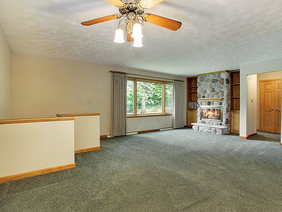 4th image of 6223 E East Ave