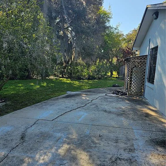 1745 Foxcreek Ln — Photo 43