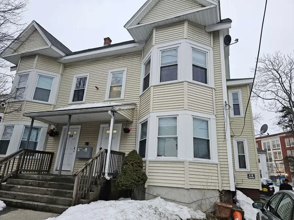 37 Freeman St Floor 2, Framingham, MA 01702