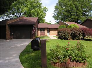 302 Downs Blvd, Clemson, SC 29631