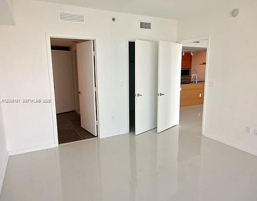 5th image of 485 Brickell Ave APT 2303