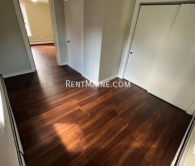61-63 Pearl St #4 — Photo 5