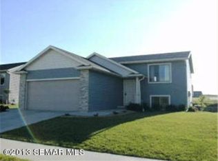 5179 Castleview Dr NW, Rochester, MN 55901