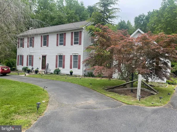 330 E Pittsfield St, Pennsville, NJ 08070