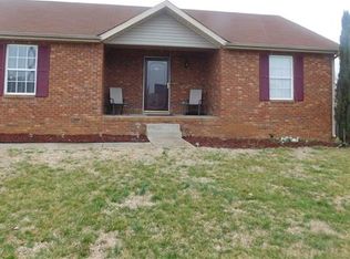 1053 Chucker Ct, Clarksville, TN 37042