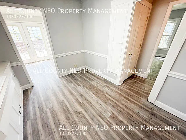 900 Roslyn Ave SW — Photo 8