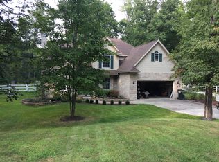 8707 Spring Valley Ln, Brighton, MI 48114