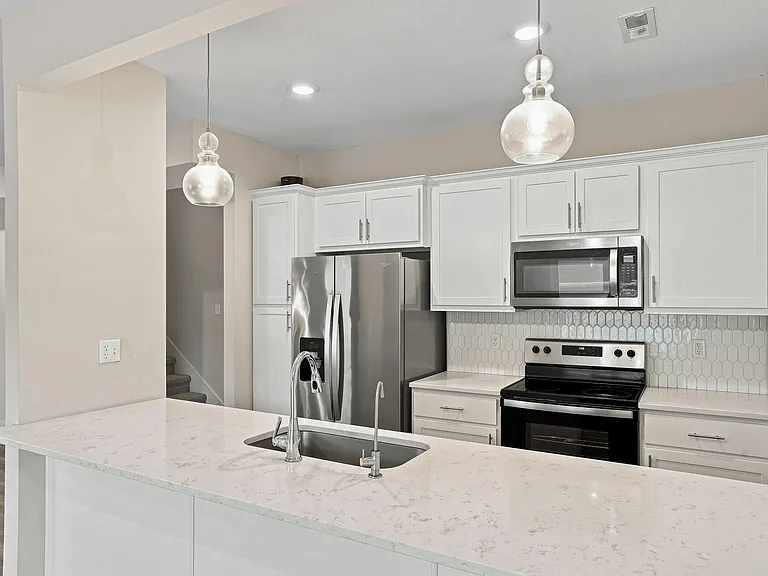 4000 W Worley St #2 — Photo 11