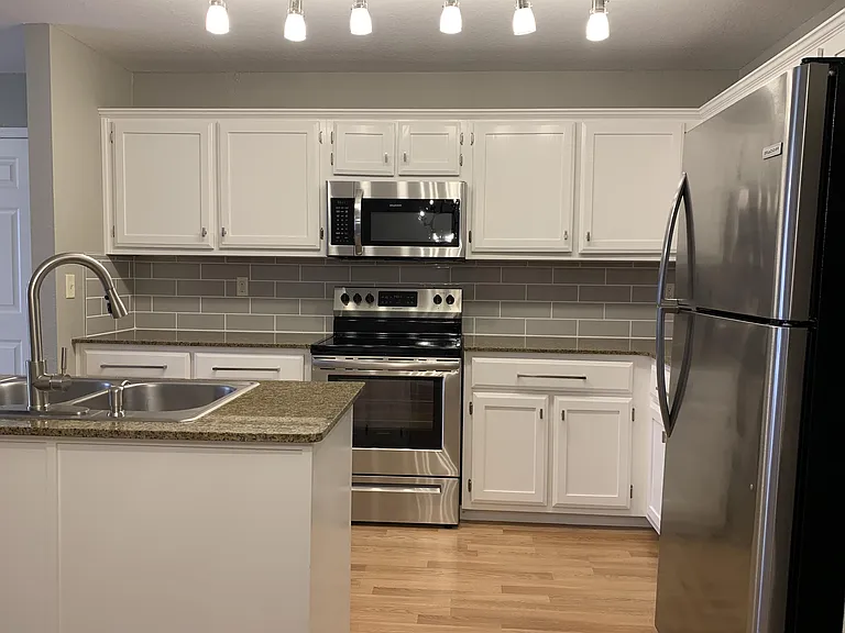3007 Windrift Ave #2 — Photo 11