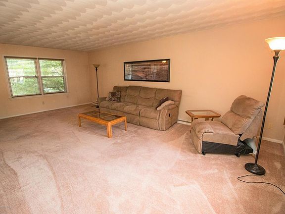 5th image of 5933 Annapolis Dr