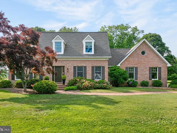 718 Whitehall Beach Rd, Annapolis, MD 21409