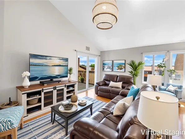 4861 Lago Dr APT 307, Huntington Beach, CA 92649