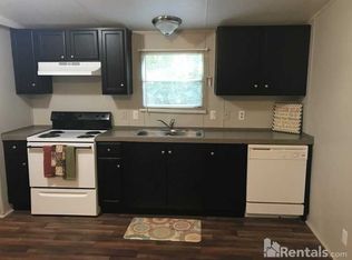 208 Georgetown Dr, Fayetteville, GA